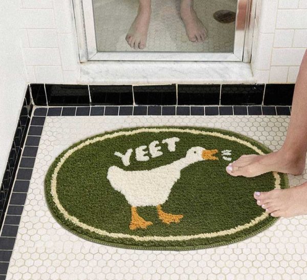 Funny Fluffy Non-Slip Duck Bath Mat – Cute Bathroom Decor with Soft Comfort - Image 2